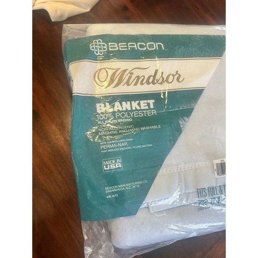 Beacon Windsor Blue L Satin Edge Twin Full Polyester Blanket USA New Vintage
